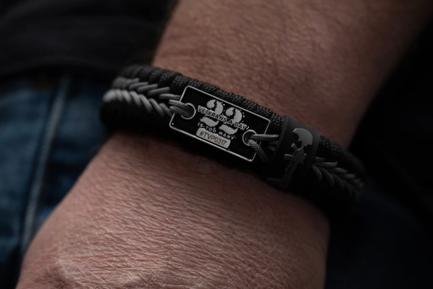 22 A Day - Paracord Bracelet(22 A Day Paracord Bracelet) 4 22 A Day - Paracord Bracelet(22 A Day Paracord Bracelet) - Image 2